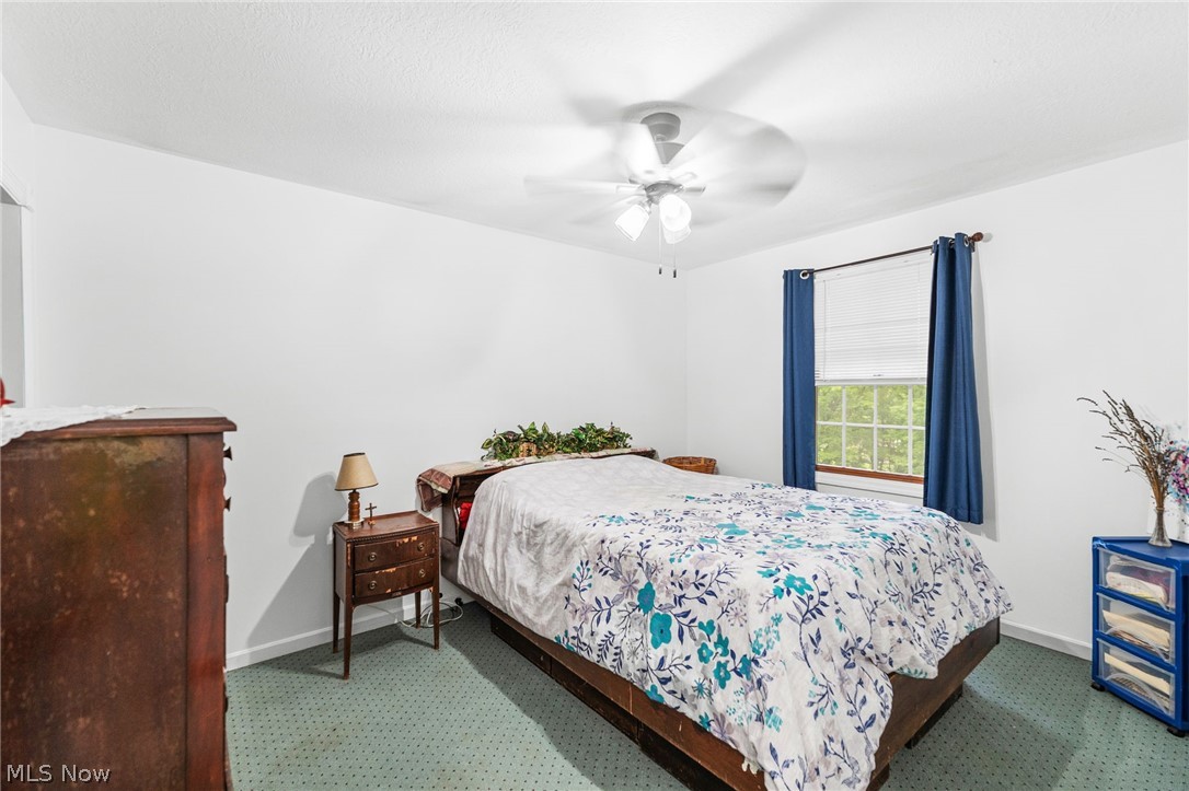 44 Navajo Trail Malvern OH 44644