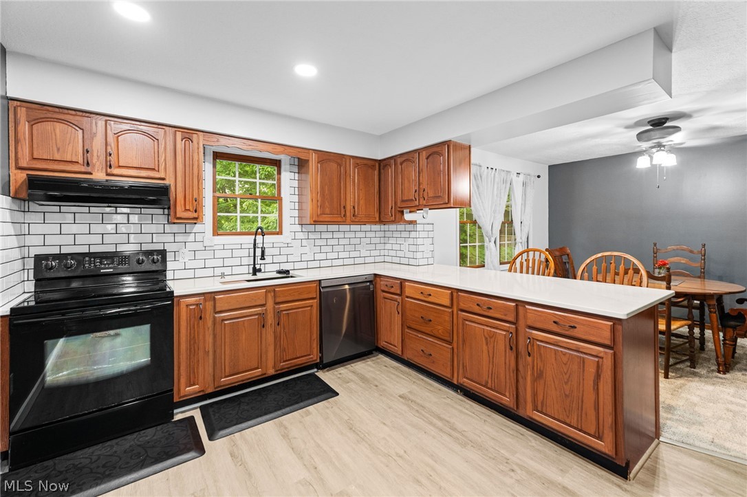 44 Navajo Trail Malvern OH 44644