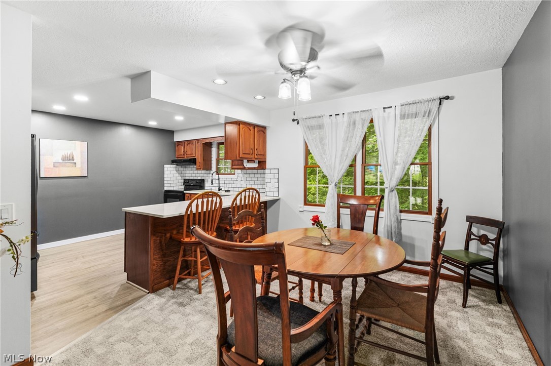 44 Navajo Trail Malvern OH 44644