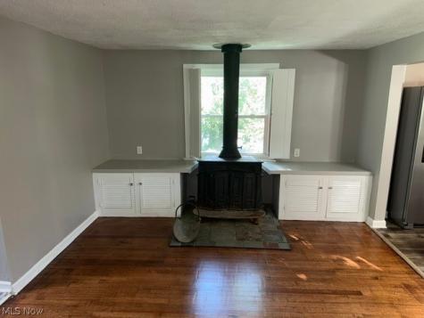 1087 Krumroy Road Akron OH 44306