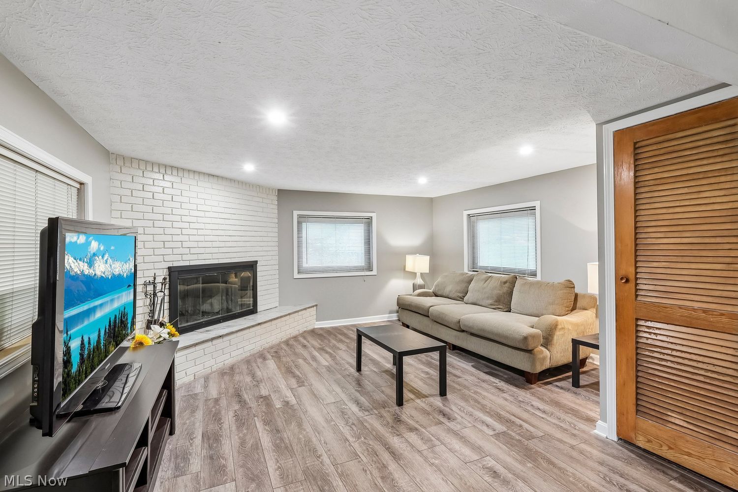15503 State Road North Royalton OH 44133