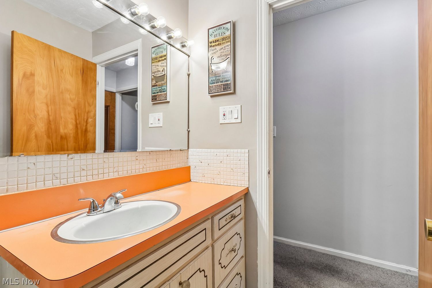 15503 State Road North Royalton OH 44133