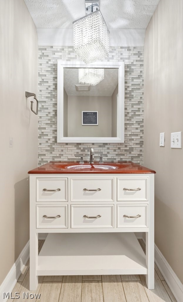 10900 Stafford Road Chagrin Falls OH 44023