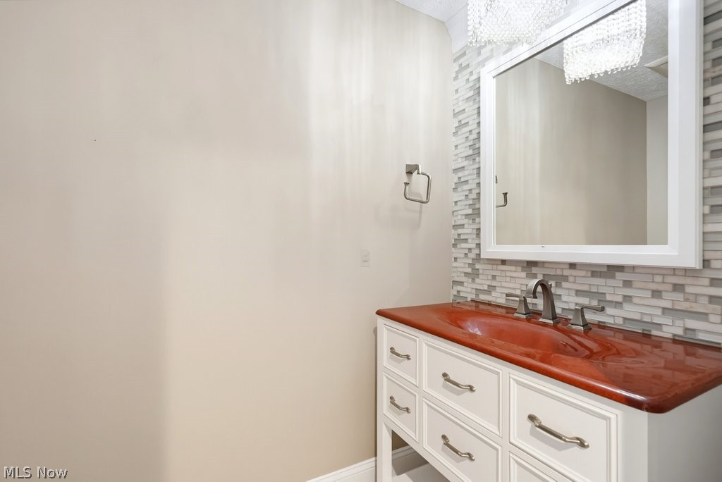 10900 Stafford Road Chagrin Falls OH 44023