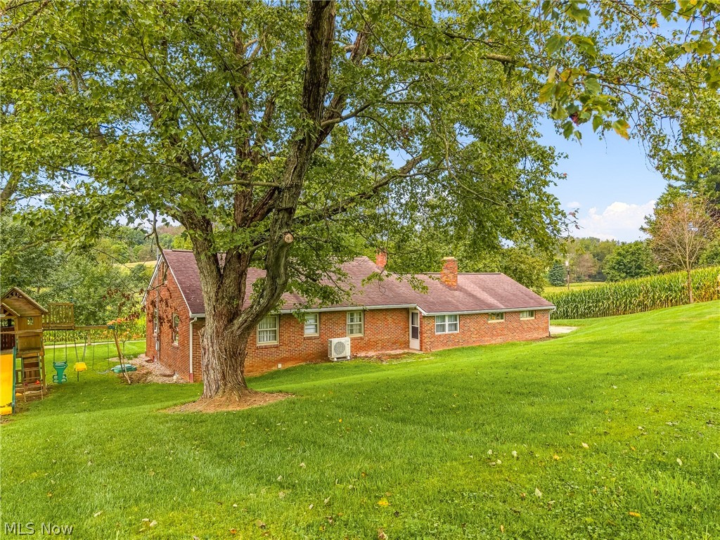 3633 Blacksnake Hill Road NE Dover OH 44622