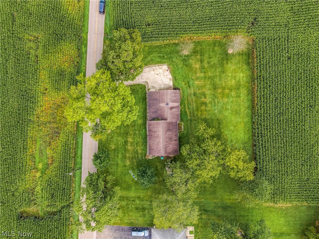 3633 Blacksnake Hill Road NE Dover OH 44622