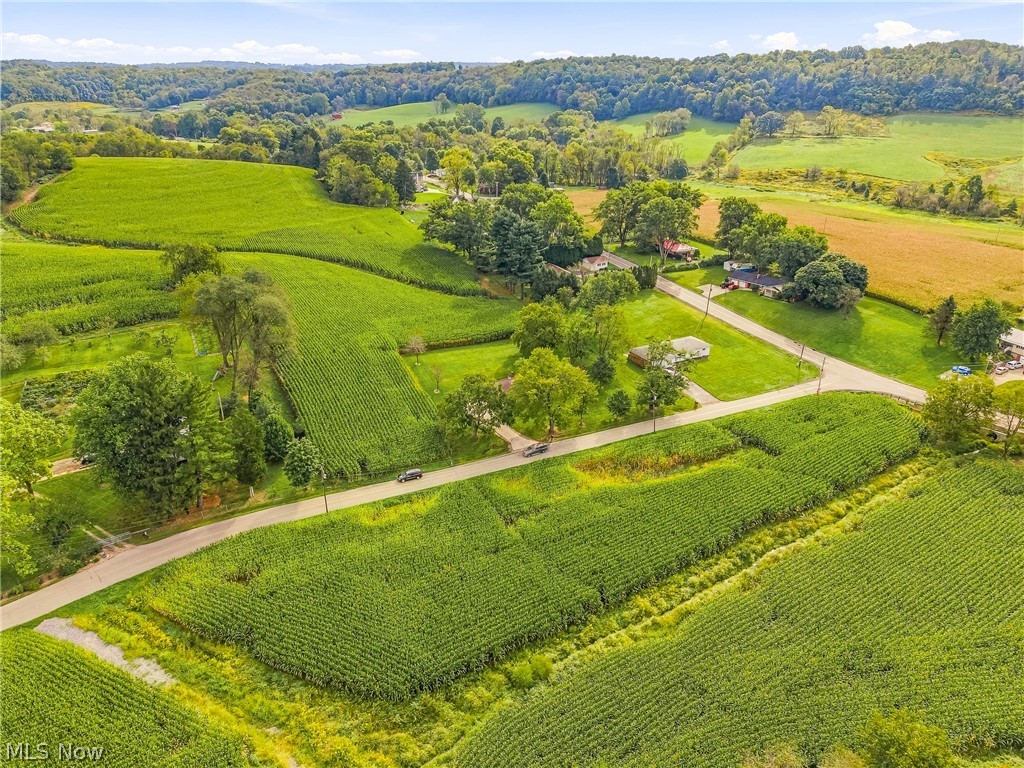 3633 Blacksnake Hill Road NE Dover OH 44622