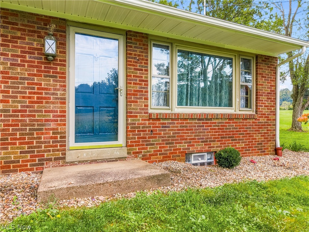 3633 Blacksnake Hill Road NE Dover OH 44622