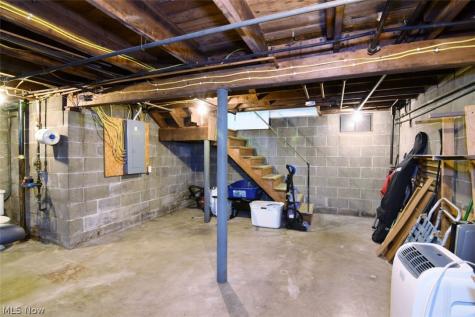 972 Washington Street Wooster OH 44691