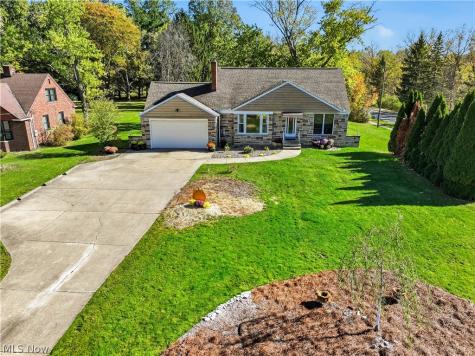 7715 Brecksville Road Independence OH 44131