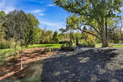7715 Brecksville Road Independence OH 44131
