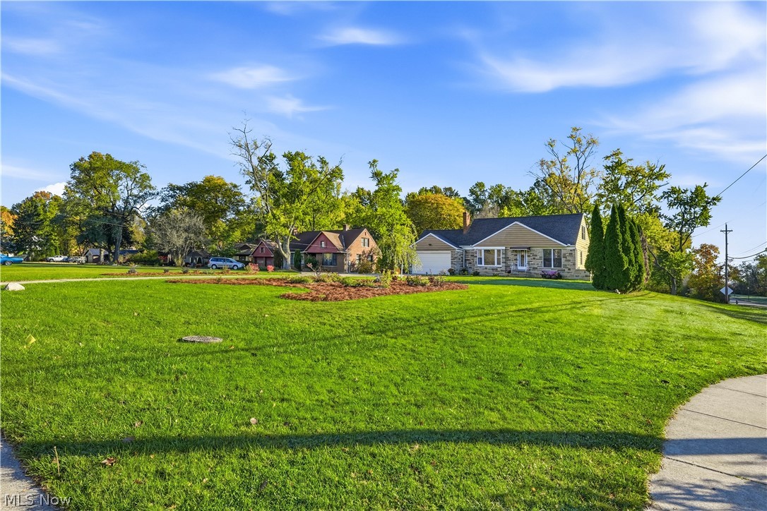 7715 Brecksville Road Independence OH 44131