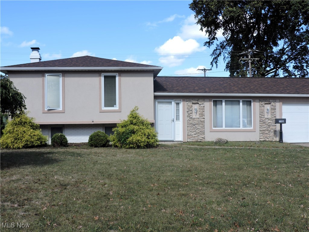 1106 W 42nd Place Lorain OH 44052