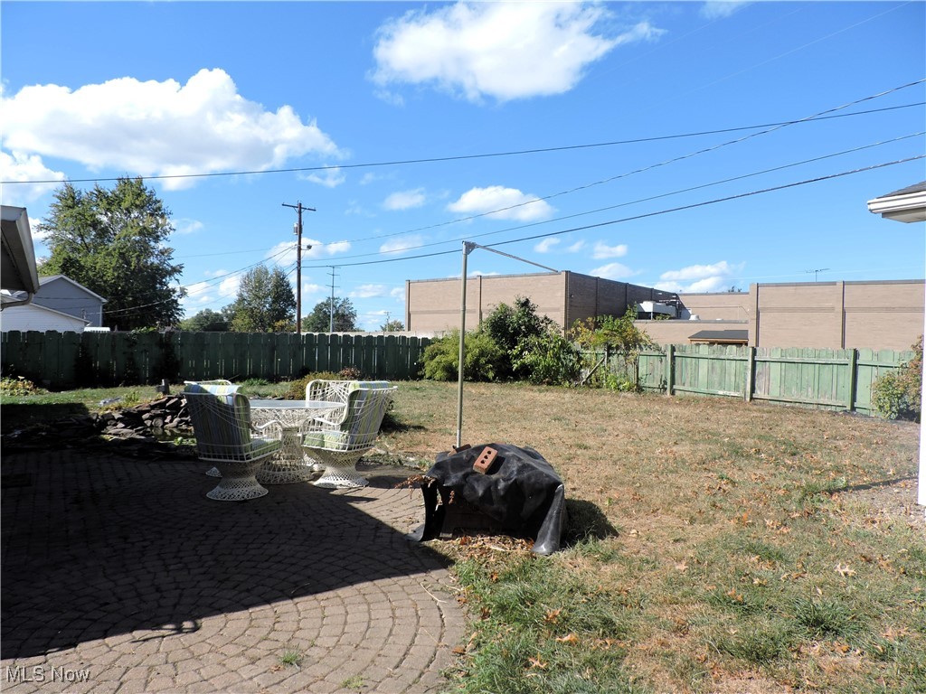 1106 W 42nd Place Lorain OH 44052