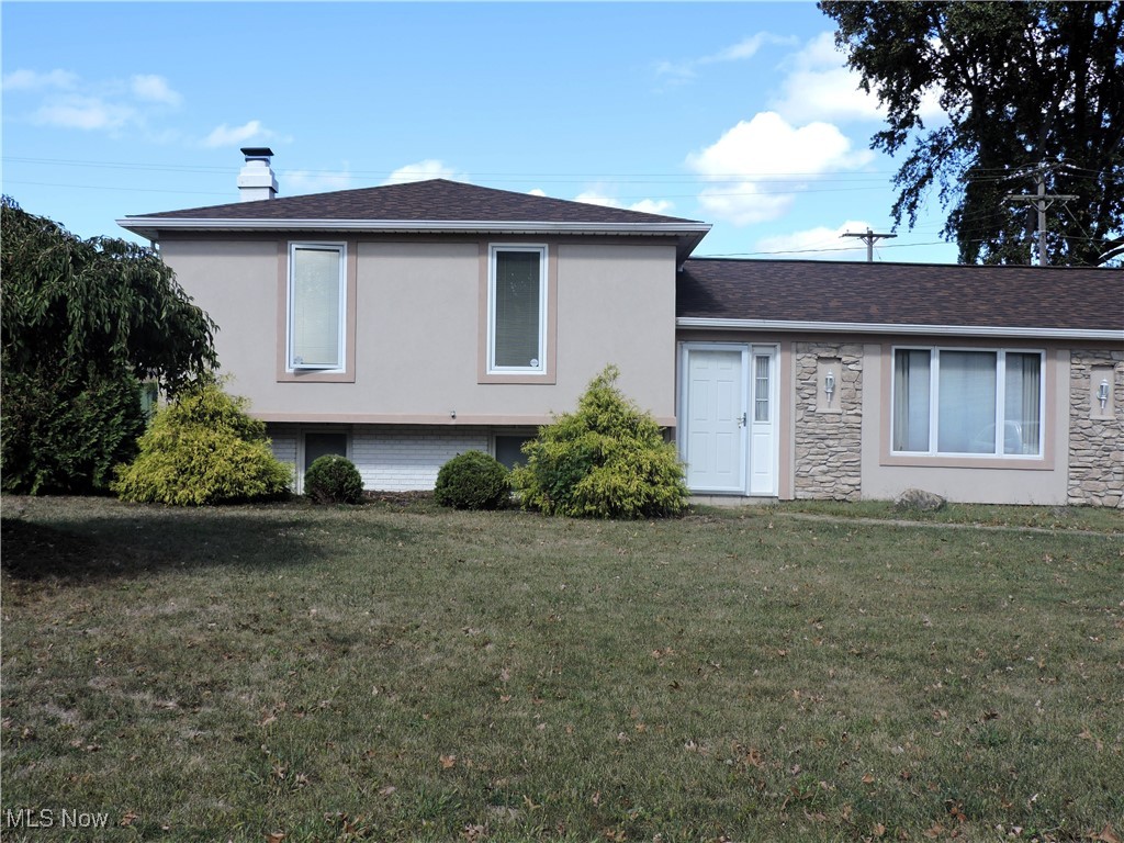 1106 W 42nd Place Lorain OH 44052