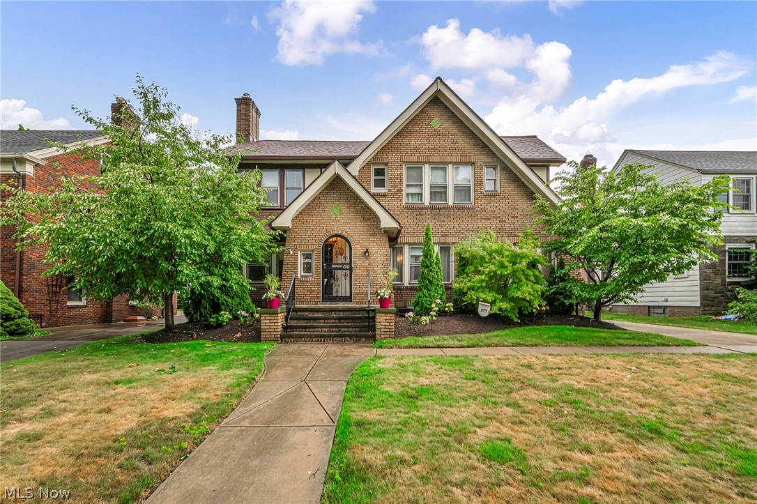 4589 S Hills Drive Cleveland OH 44109