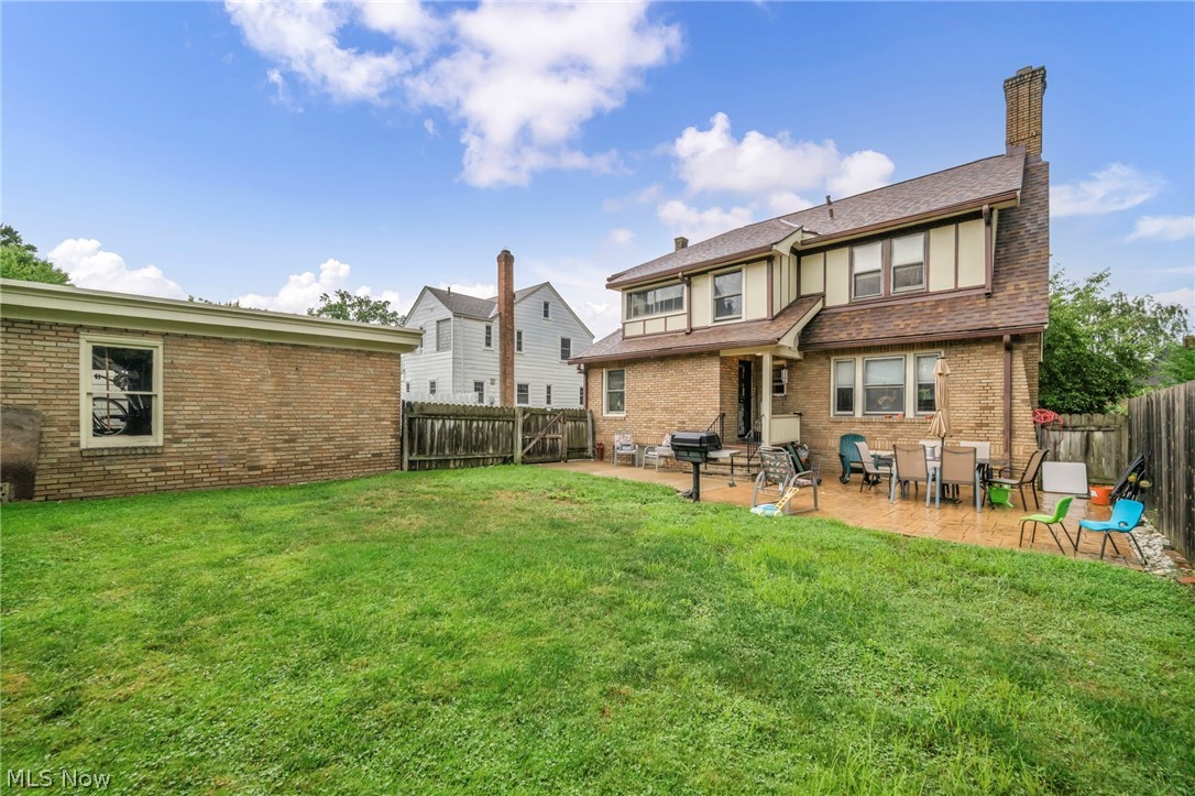 4589 S Hills Drive Cleveland OH 44109