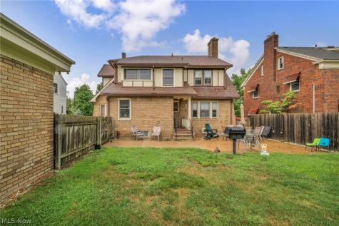 4589 S Hills Drive Cleveland OH 44109