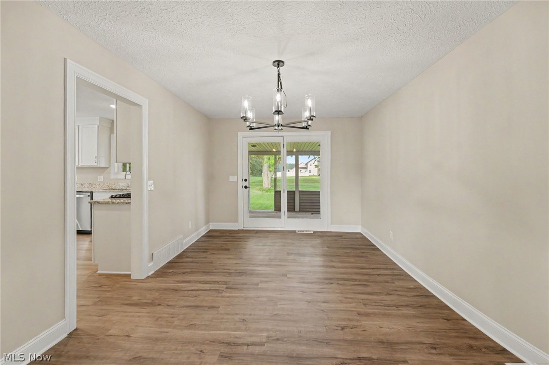 3006 Abbe Road Sheffield Village OH 44054