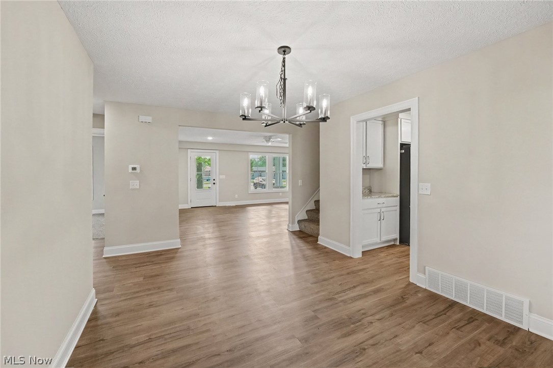 3006 Abbe Road Sheffield Village OH 44054