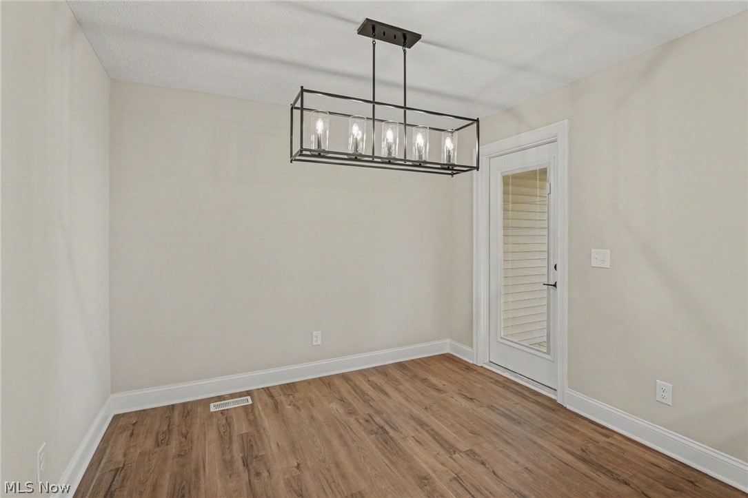 3006 Abbe Road Sheffield Village OH 44054
