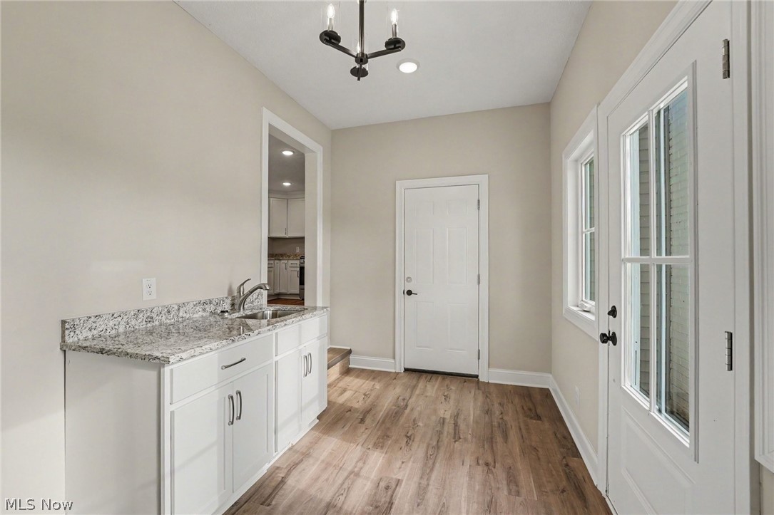 3006 Abbe Road Sheffield Village OH 44054