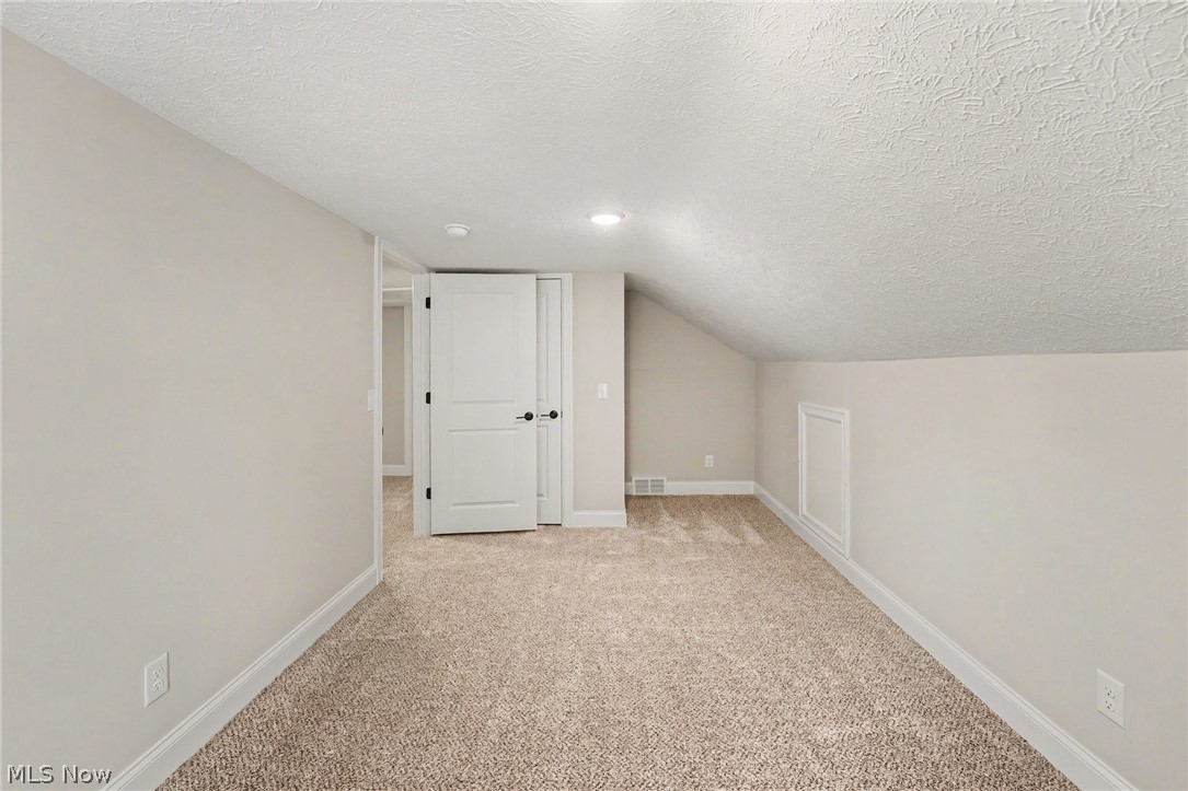 3006 Abbe Road Sheffield Village OH 44054
