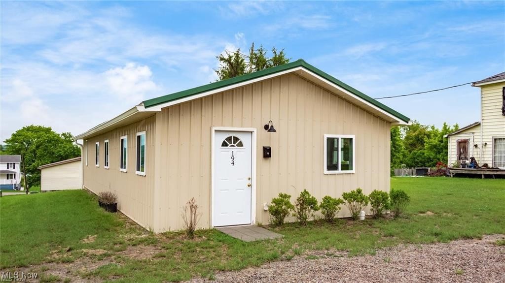 194 Walnut Street Roseville OH 43777