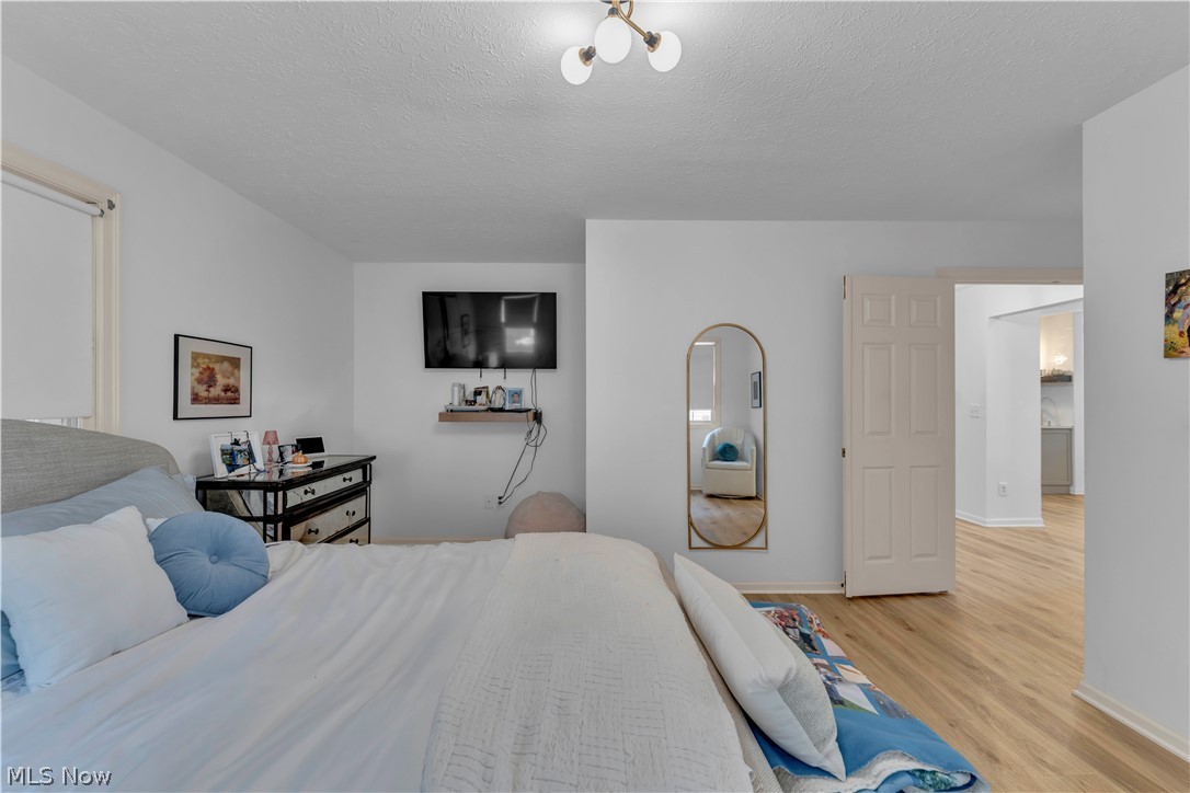 1605 Windrow Lane Broadview Heights OH 44147