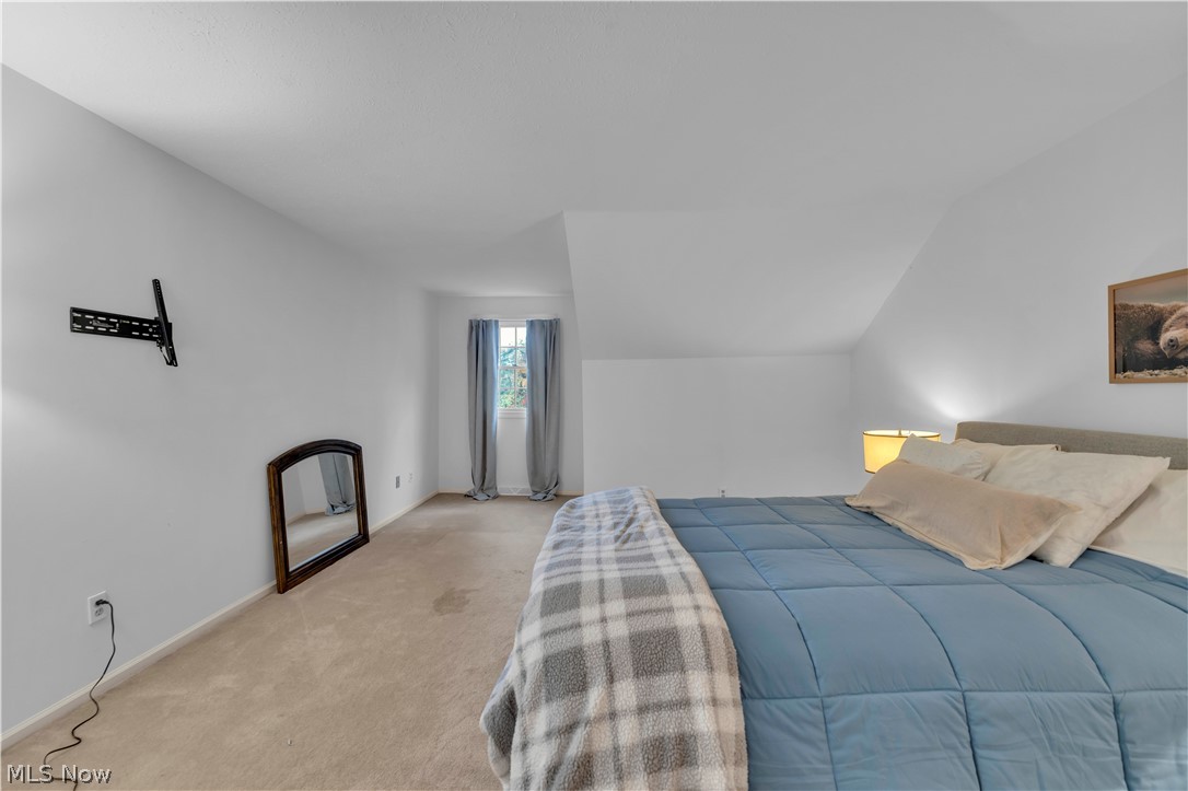 1605 Windrow Lane Broadview Heights OH 44147