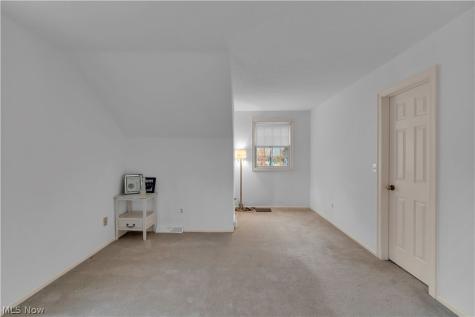 1605 Windrow Lane Broadview Heights OH 44147