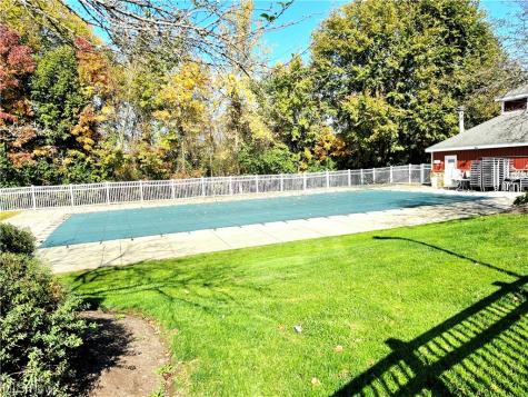 1605 Windrow Lane Broadview Heights OH 44147