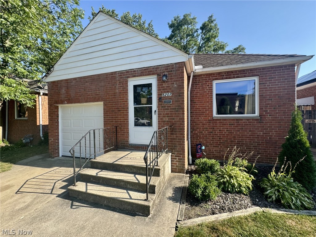 5207 Redfern Road Parma OH 44134