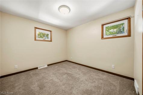 129/131 Arlington Avenue Painesville OH 44077