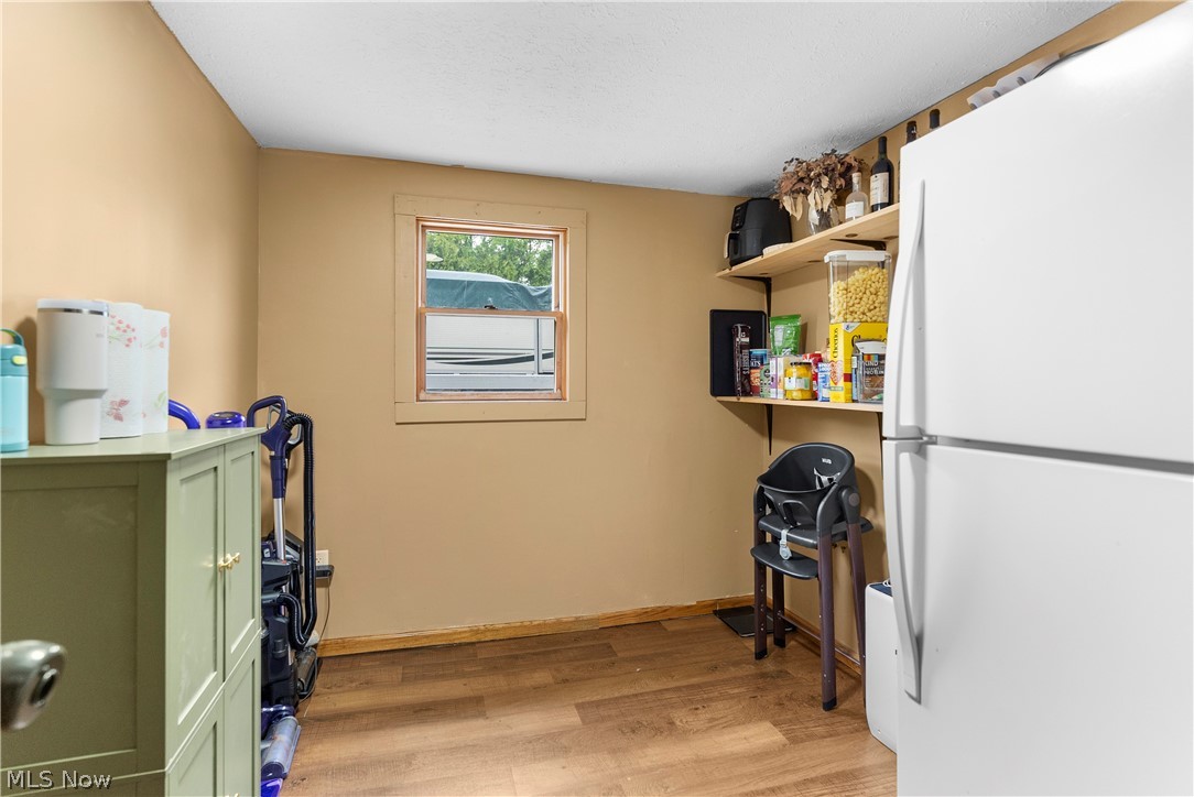259 River Road Lake Milton OH 44429