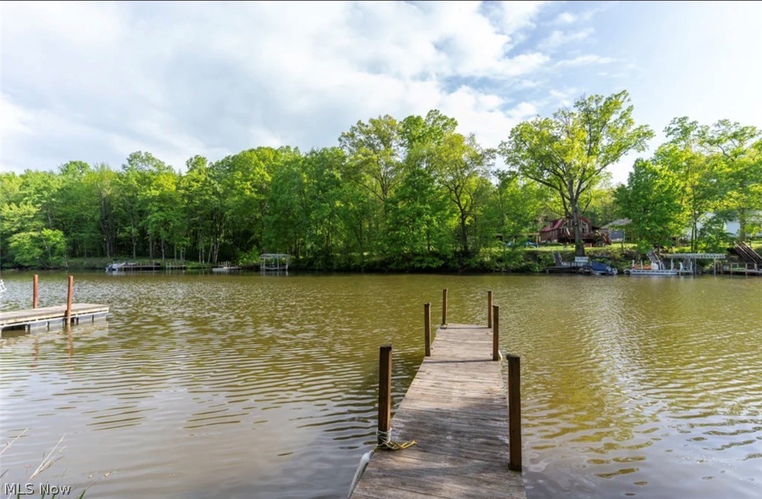 259 River Road Lake Milton OH 44429
