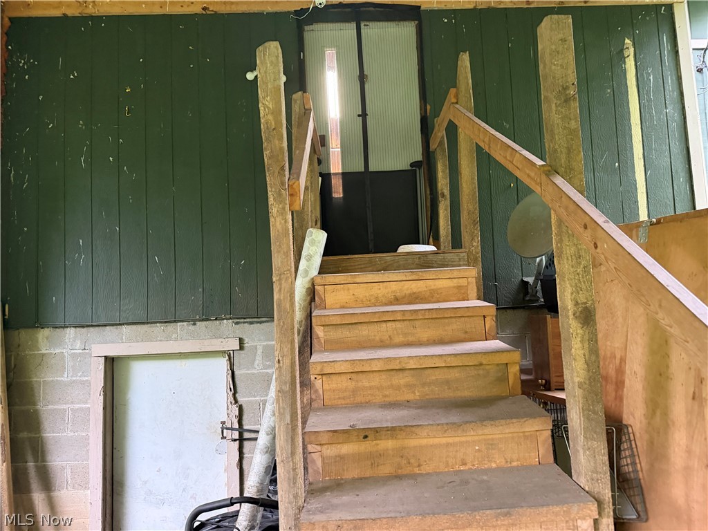 15692 Sligo Road Kimbolton OH 43749