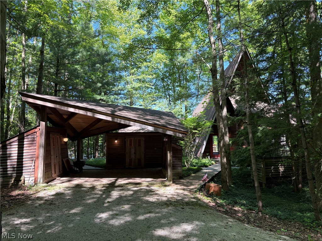 2325 Plum Point Roaming Shores OH 44084