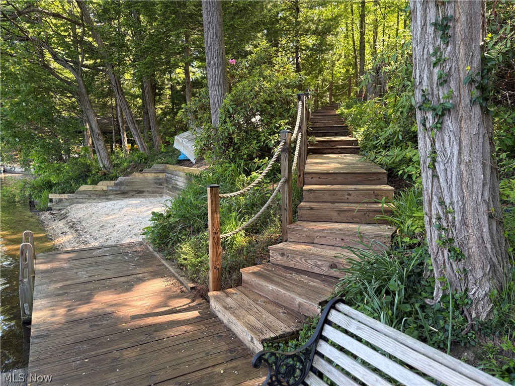 2325 Plum Point Roaming Shores OH 44084