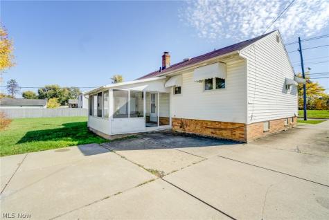 207 Forbes Road Bedford OH 44146