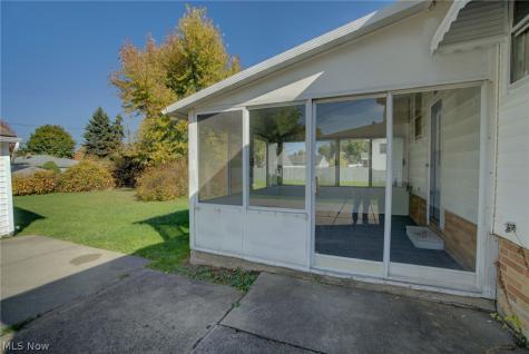 207 Forbes Road Bedford OH 44146