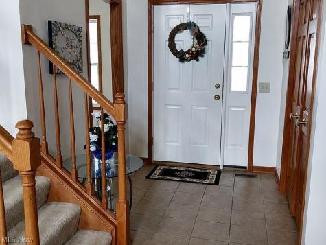 3109 Castle West Circle NW Massillon OH 44647