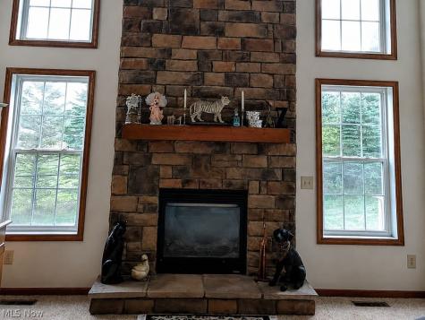 3109 Castle West Circle NW Massillon OH 44647