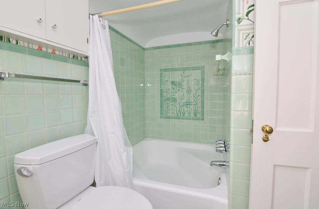 23500 Stanford Road Shaker Heights OH 44122