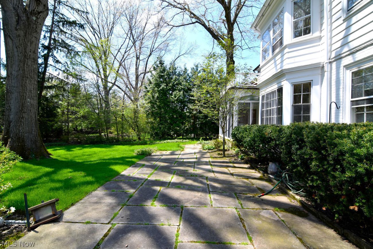23500 Stanford Road Shaker Heights OH 44122