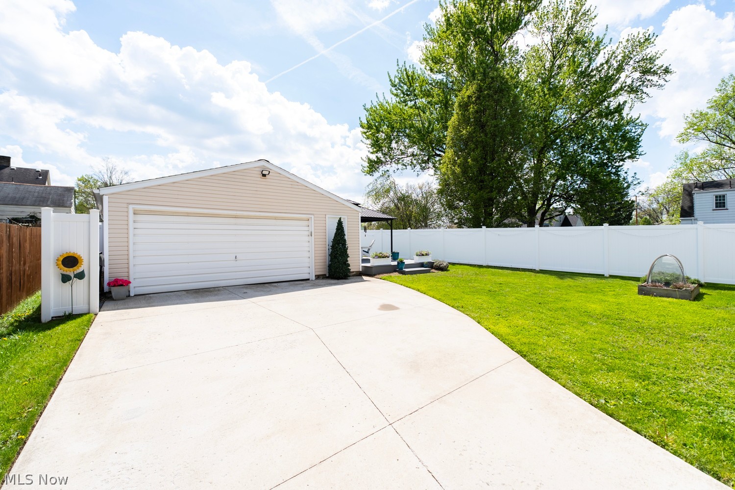 51 Marlindale Avenue Youngstown OH 44512