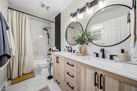 209 Shelton Boulevard Eastlake OH 44095