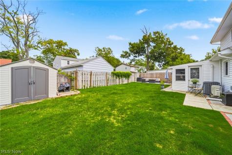 209 Shelton Boulevard Eastlake OH 44095
