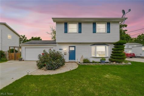 209 Shelton Boulevard Eastlake OH 44095