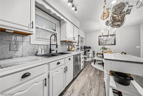 209 Shelton Boulevard Eastlake OH 44095